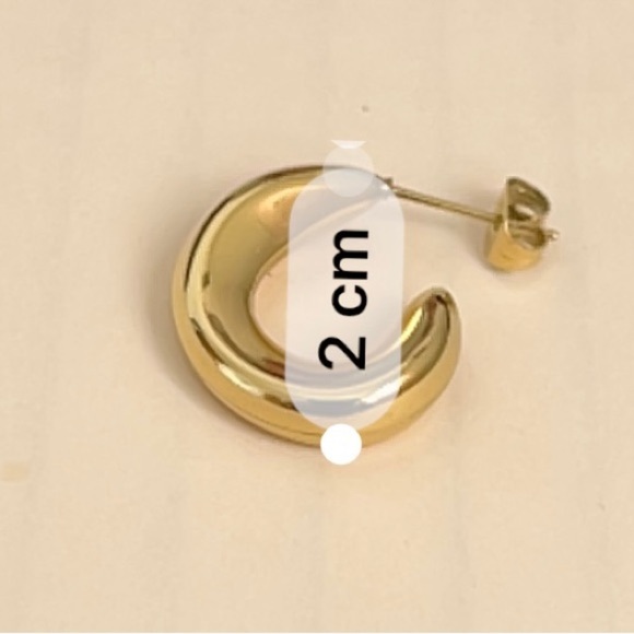 Half moon hoops, stainless steel 18k gold plated - Picture 4 of 5